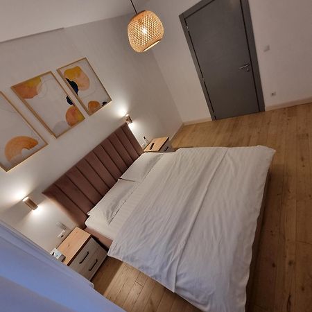 Ultra-Central 1 Bed Apartment, Str Nicolae Iorga Baia Mare Exterior foto